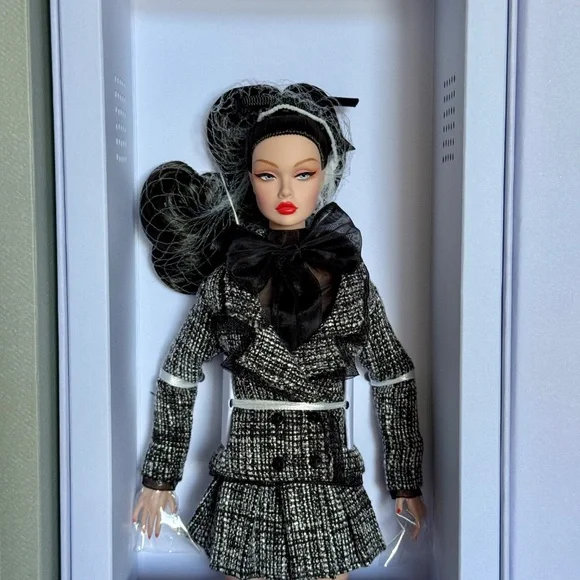 Integrity Toys Anniversary Tweed Poppy Parker by JASON WU
